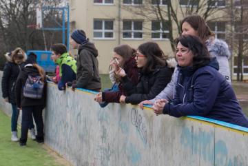 Otvorenie zrevitalizovaného miniihriska v ZŠ obr.1 Otvorenie zrevitalizovaného miniihriska v ZŠ obr.1