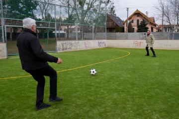 Otvorenie zrevitalizovaného miniihriska v ZŠ obr.1 Otvorenie zrevitalizovaného miniihriska v ZŠ obr.1