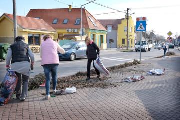 Jarné upratovanie v Ivanke obr.7 Jarné upratovanie v Ivanke obr.7