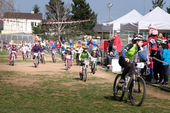 Cyklistické preteky "Vezmi bike a príď sa zabaviť" Cyklistické preteky "Vezmi bike a príď sa zabaviť"
