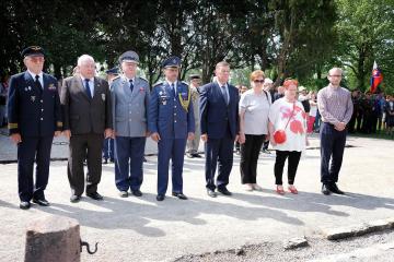 Pietna spomienka na M.R.Štefánika obr.10 Pietna spomienka na M.R.Štefánika obr.10