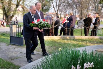 74. výročie oslobodenia obce obr.2 74. výročie oslobodenia obce obr.2