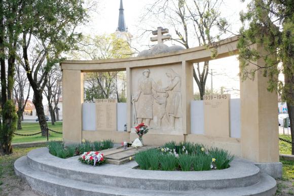 74. výročie oslobodenia Ivanky pri Dunaji 74. výročie oslobodenia Ivanky pri Dunaji