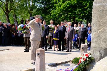 Pietna spomienka na M.R.Štefánika obr.14 Pietna spomienka na M.R.Štefánika obr.14