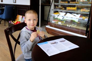 Za M.R. Štefánikom po Ivanke obr.9 ( Café Štefánik Za M.R. Štefánikom po Ivanke obr.9 ( Café Štefánik