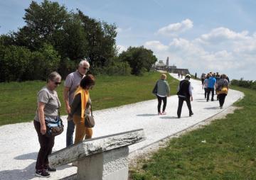 Ivanskí matičiari na Bradle obr.11 Ivanskí matičiari na Bradle obr.11