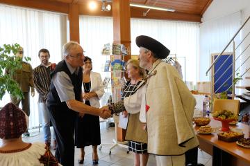Eva Kristínová ... jednoducho kráľovná obr.1 Eva Kristínová ... jednoducho kráľovná obr.1